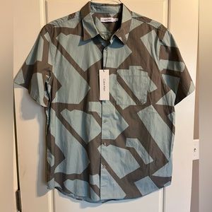 Men’s casual shirt